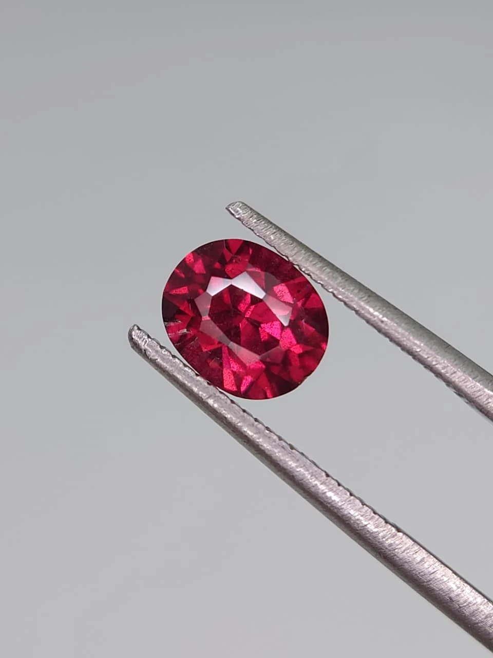 1.37ct Natural Oval Faceted Malaya Garnet from Tanzania — view 2